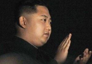 Ким Чен Ун впервые появился на публике