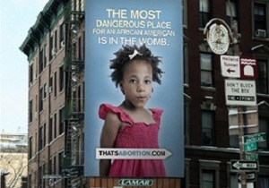 Власти Нью-Йорка назвали оскорбительной рекламу против абортов среди чернокожих