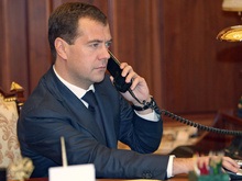 Медведев  по телефону подтвердил Солане свой приказ