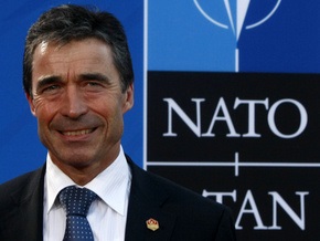 Расмуссен отправит в Москву представителей НАТО, чтобы узнать, каким там видят будущее блока