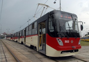 На маршруты в столице вышли первые сделанные в Киеве трамваи