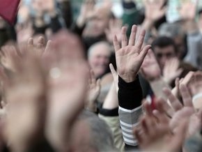 Грузинская оппозиция вышла на многотысячный митинг