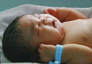 В Китае родился ребенок весом в семь килограммов