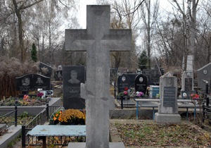 В поминальные дни охрану общественного порядка обеспечат почти 30 тысяч милиционеров