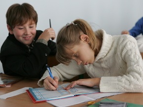 В помещениях киевских школ организовать медосмотры учеников невозможно
