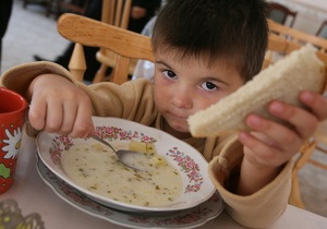 В России два брата ограбили детский сад, чтобы накормить семью