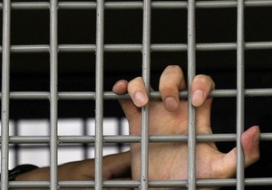 В Хмельницкой области 20-летний задержанный повесился в СИЗО на простыне