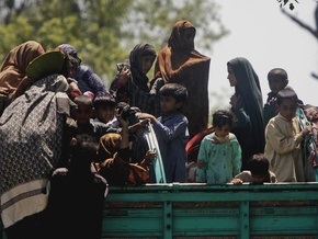 Пакистанский город, где проходит операция против талибов, покинули 40 тыс. жителей