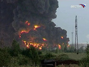 Пожар на нефтестанции в Югре: обнаружено тело еще одного пожарного