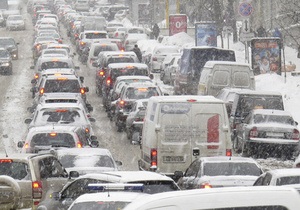 Новости Киева - кредит на авто - Из-за непогашенного кредита киевлянина лишили машины посреди дороги