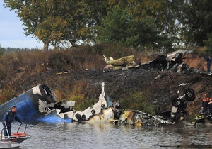 СМИ: Причиной крушения Як-42 мог стать включенный стояночный тормоз