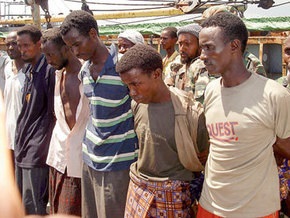ВМC Франции задержали девять пиратов в Аденском заливе