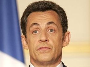 Самолет Саркози сломался во время взлета
