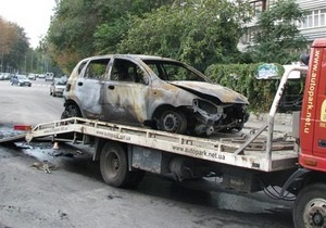 В центре Днепропетровска взорвался автомобиль