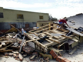 Ураганный ветер в Бразилии и Аргентине привел к гибели 14 человек