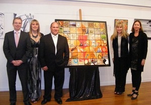 На аукцион выставлена картина, которую рисовали 56 художников