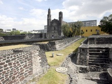 В Мехико обнаружили остатки 800-летней пирамиды