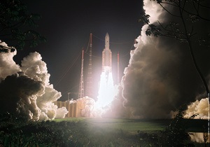 Запуск ракеты-носителя Ariane-5 с двумя спутниками отложен из-за поломки
