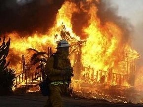 Калифорния в огне: в двух районах введено чрезвычайное положение