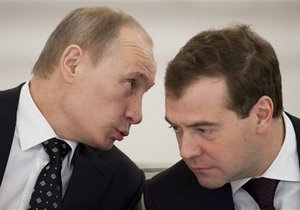 Помощник Медведева: Рассуждать о возможных кандидатах в президенты РФ нет смысла