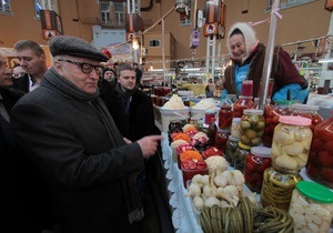 Жириновский скупился на рынке