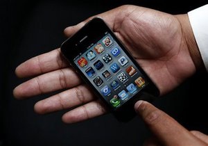 Во Львовской области задержали партию контрабандных iPhone4