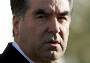 Власти Таджикистана развернули кампанию против мобильных телефонов
