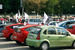 Двойной праздник от «АИС»