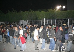 В Мексике полиция обнаружила в грузовике более 200 мигрантов