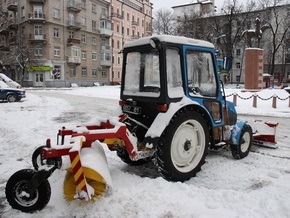 Для киевских дорог к зимнему периоду заготовят 36 тонн технической соли