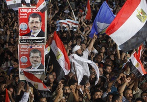 Египет - В Каире военные открыли огонь по сторонникам Мурси