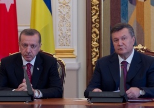 Часы Януковича стоят в сто раз дороже, чем часы премьера Турции - фотограф