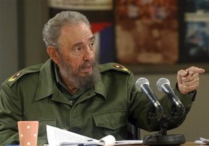 Фидель Кастро раскритиковал СМИ за  кампанию лжи  против Ливии