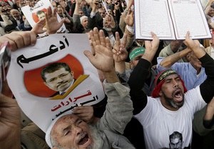 Египтяне отмечают годовщину правления Мурси протестами