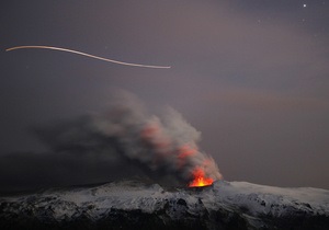 Исландский вулкан выбрасывает все меньше пепла