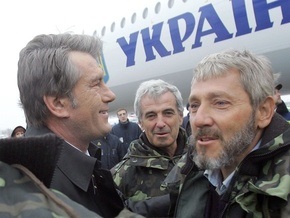 Ющенко намерен наградить экипаж Фаины