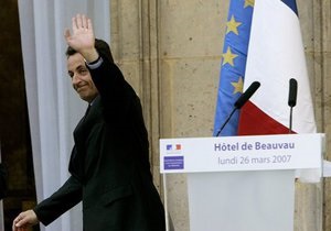 Саркози уйдет из политики в случае проигрыша на выборах