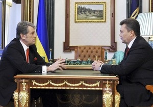 Опрос: Рейтинги Януковича и Ющенко в первые 100 дней их президентства почти одинаковы