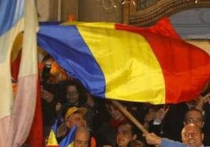 В Румынии оба кандидата в президенты объявили себя победителями выборов