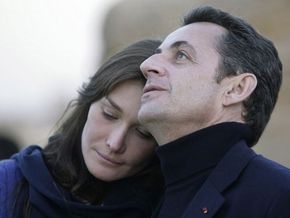 Daily Telegraph: До больницы Саркози довели Карла Бруни и слишком здоровый образ жизни