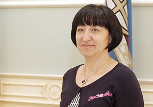 Секретарь Киевсовета запретила   дразнить людей   одеждой от Chanel и сумками от Louis Vuitton