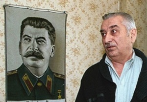 Радиостанция Эхо Москвы требует эксгумировать останки Сталина