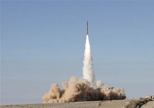 Иран провел успешные испытания ракеты-носителя