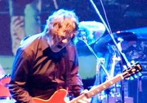 Легендарный гитарист Гари Мур скончался в возрасте 58 лет
