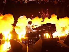 Битломаны отметят годовщину киевского концерта Пола Маккартни