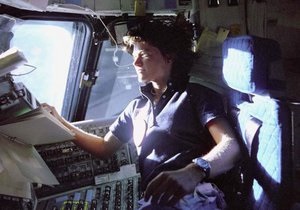 Скончалась первая американская женщина-астронавт