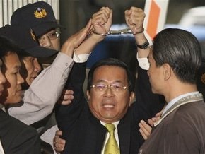 Бывший президент Тайваня приговорен к пожизненному заключению