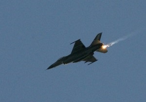 У побережья Италии упал истребитель F-16