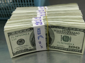 Доллар на межбанке приближается к отметке в 8,5 грн