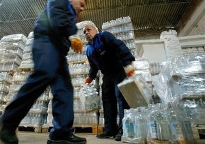 После отравления россиян в Турции изъяли семь тысяч бутылок поддельного спиртного